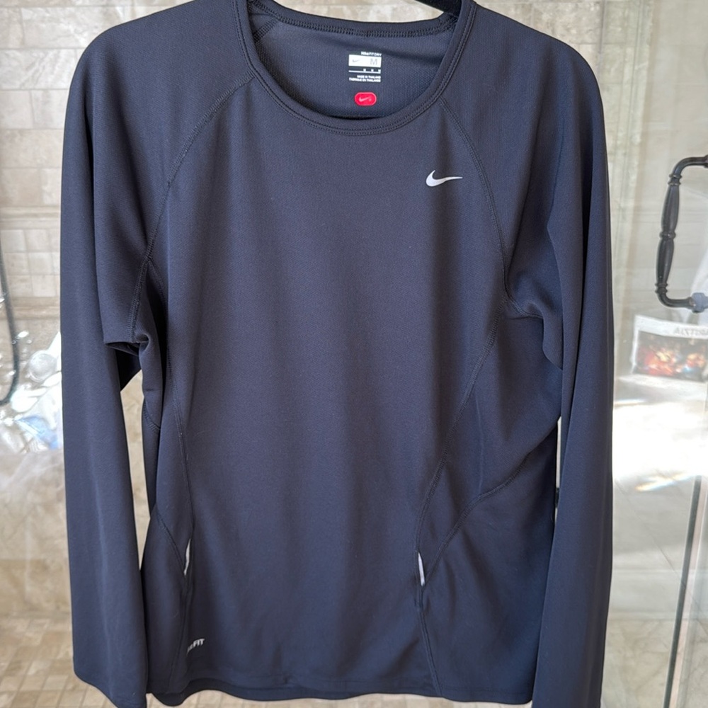 Nike long sleeveve